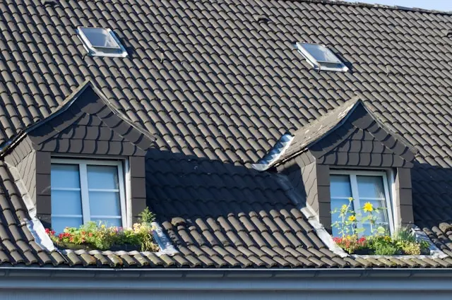 Construction tools and plans for home roof maintenance